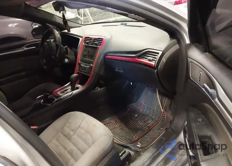 2014 Ford Fusion S z USA, uszkodzony, nr VIN 3FA6P0G78ER394739